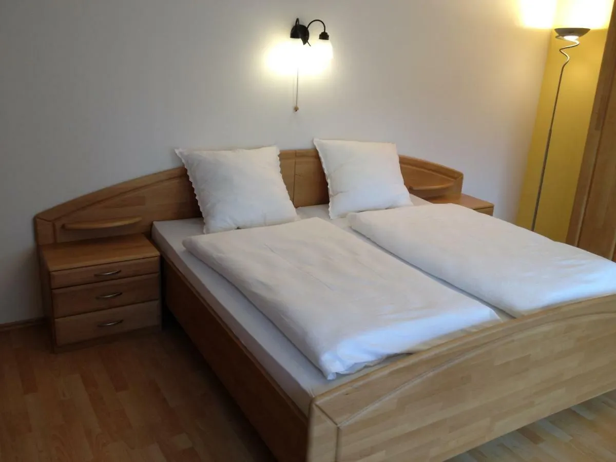 Apartment Ferienwohnung Nea Dietersheim Germany